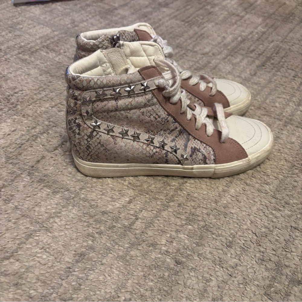 Vintage Havana Sneakers